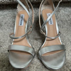 Steve Madden strap heel